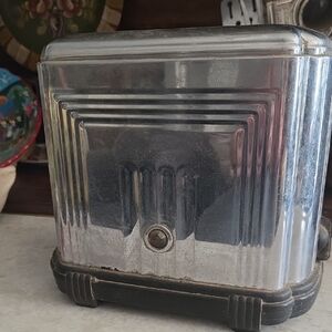 Vintage Antique Sunbeam Chrome Toaster
